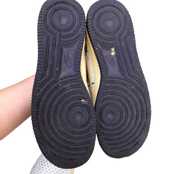 Vintage 2004 Nike Air Force 1 Low Mardi Gras Size 8.5 - Picture 4 of 16